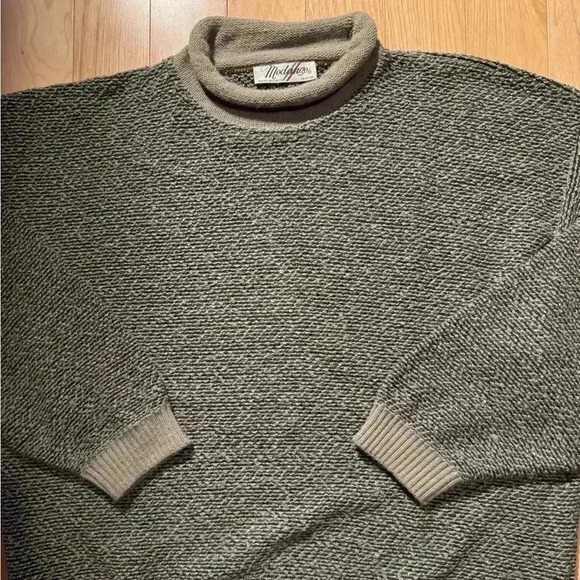 Modango Wool  Blend Pullover Sweater​ - Picture 2 of 5